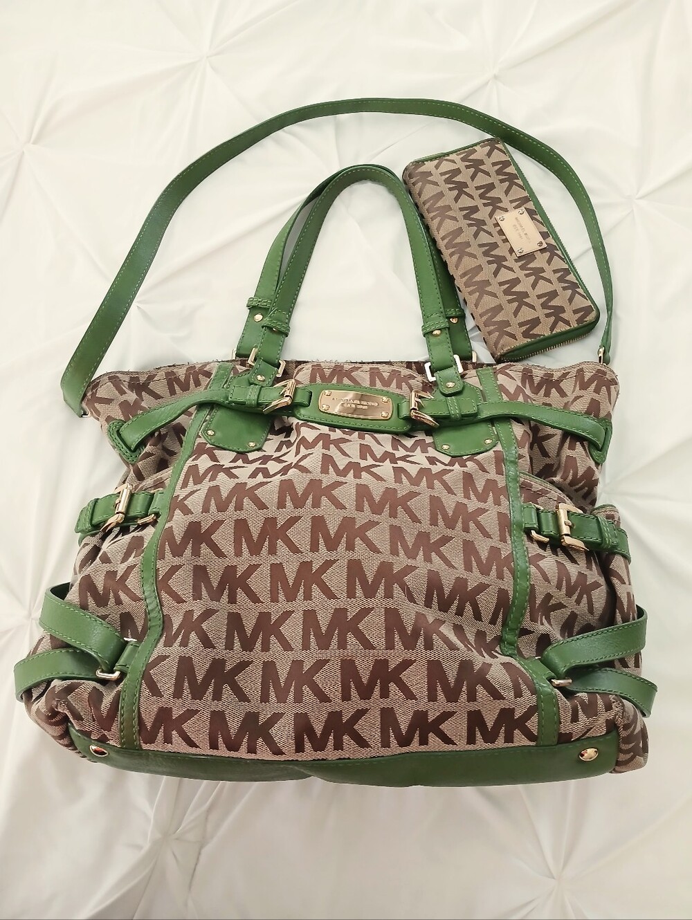 Michael Kors Slouchy Hobo XL Shouldr Bag and Wallet